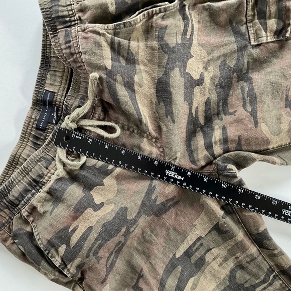 Sanctuary x Anthropologie Camo Cargo Joggers Sz S Utility Streetwear Travel Flaw - Picture 6 of 11